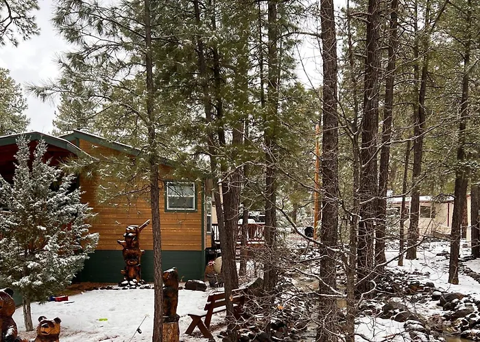 Holiday home The Bear House In Munds Park